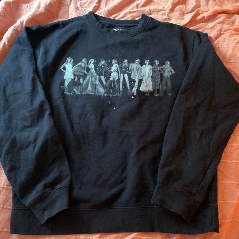 Official Taylor Swift Eras Tour Navy Crewneck Sz M